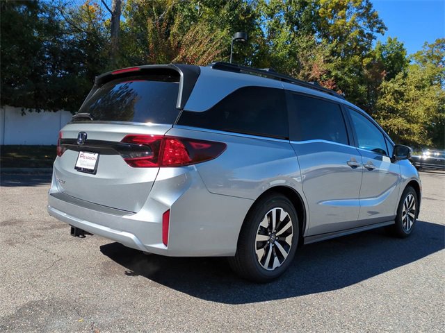 New 2026 Honda Odyssey EX-L image 4