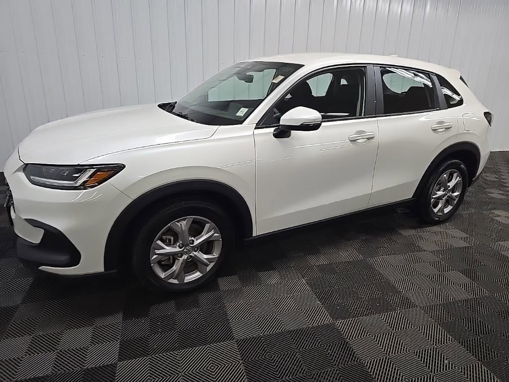 Used 2024 Honda HR-V LX image 6