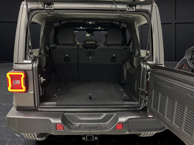 New 2026 Jeep Wrangler Unlimited Sahara AWD/4WD image 14