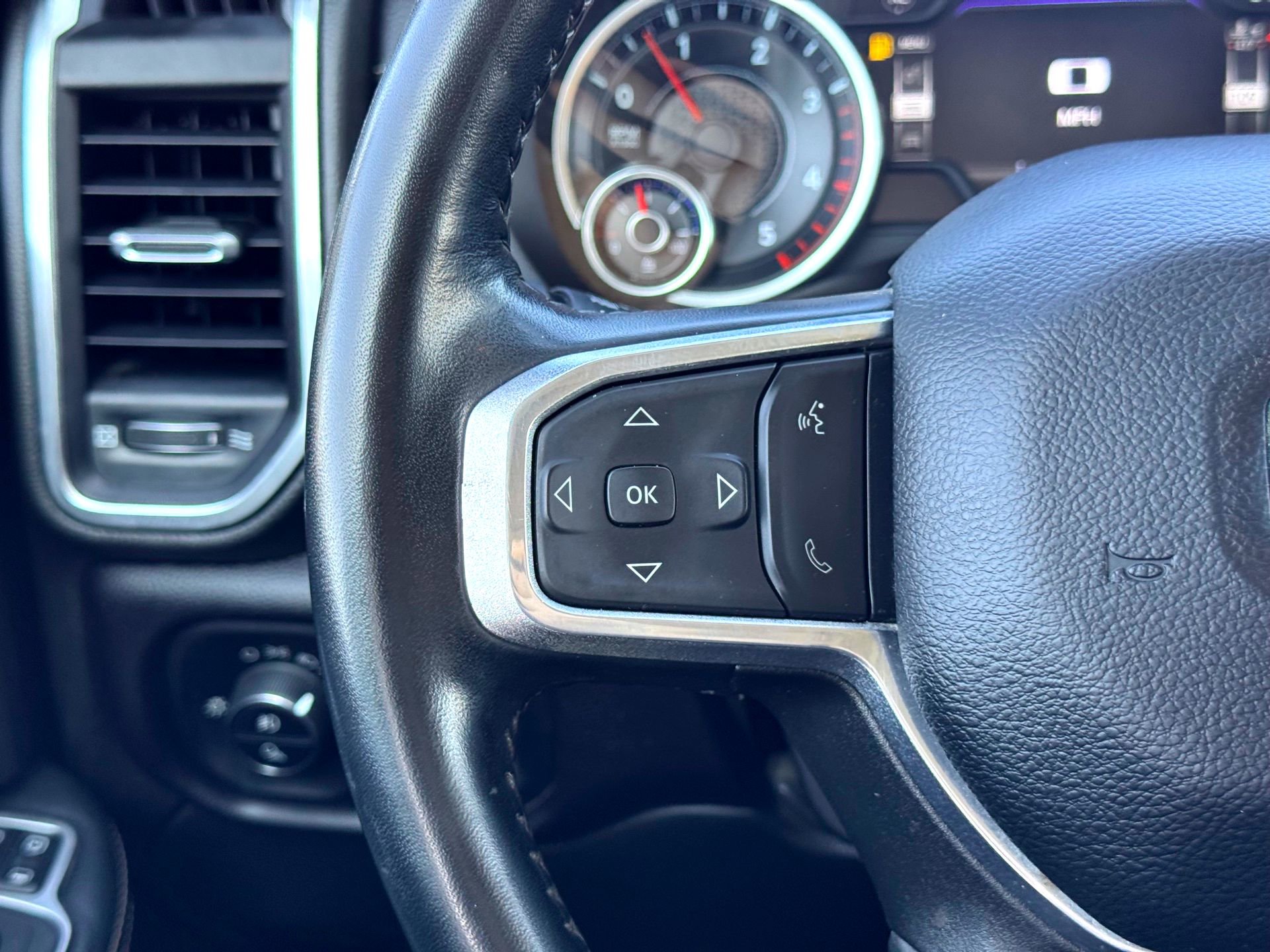 Used 2023 RAM 3500 Laramie image 24