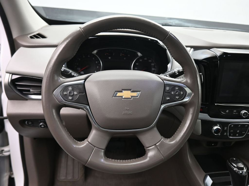 Used 2019 Chevrolet Traverse LT w/ LT Premium Package image 16