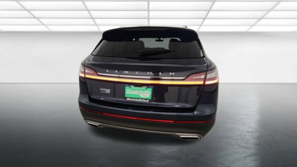Used 2023 Lincoln Nautilus Reserve w/ Equipment Group 201A image 7