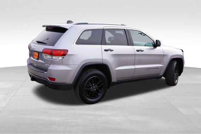 Certified 2020 Jeep Grand Cherokee Laredo w/ Quick Order Package 2BN North image 6