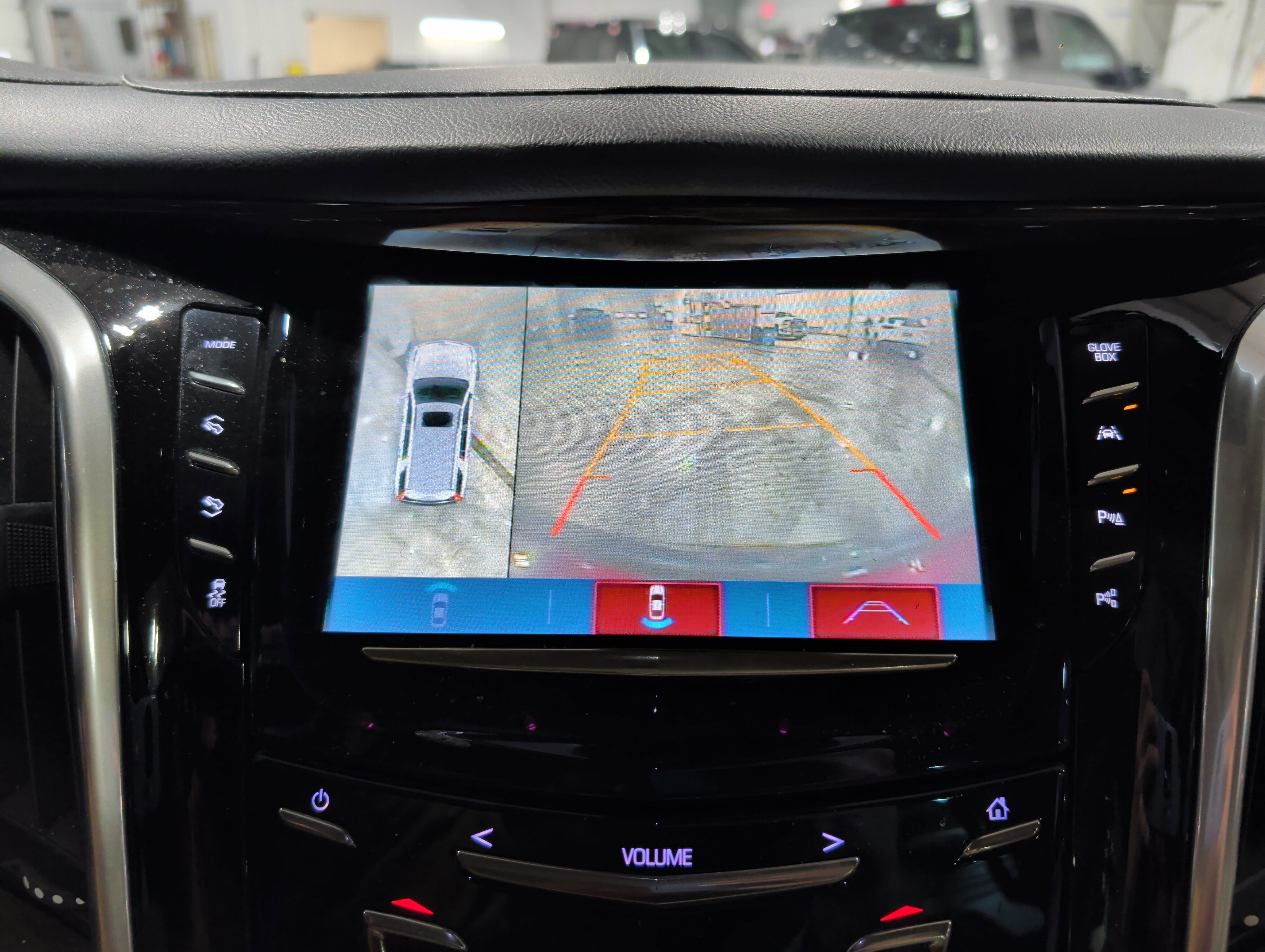 Used 2020 Cadillac Escalade ESV Luxury AWD/4WD image 15