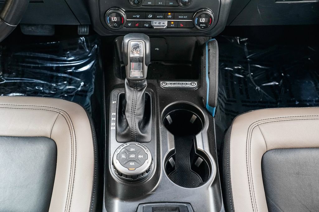 Used 2023 Ford Bronco Wildtrak image 14