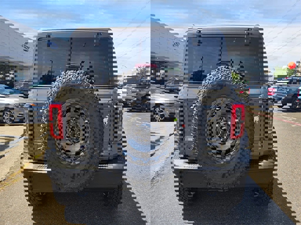 New 2025 Ford Bronco Badlands image 6