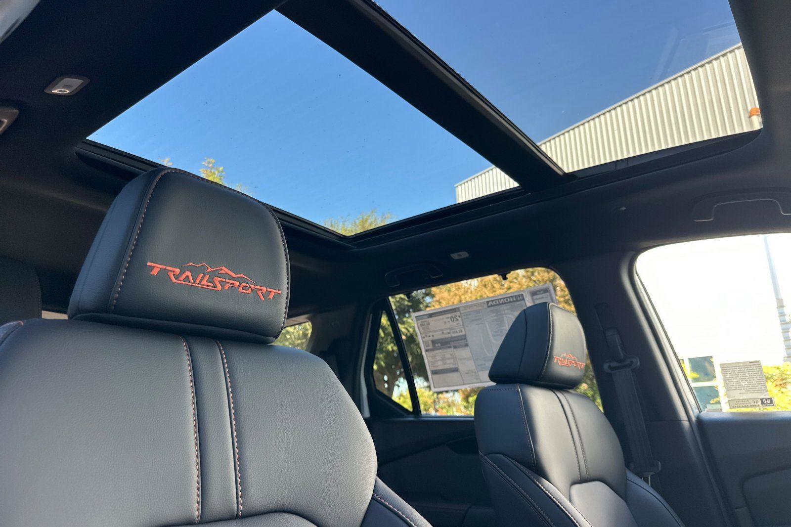 New 2025 Honda Pilot TrailSport image 15