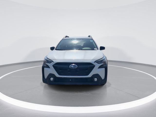 Certified 2025 Subaru Outback Premium w/ Popular Package #1A image 3