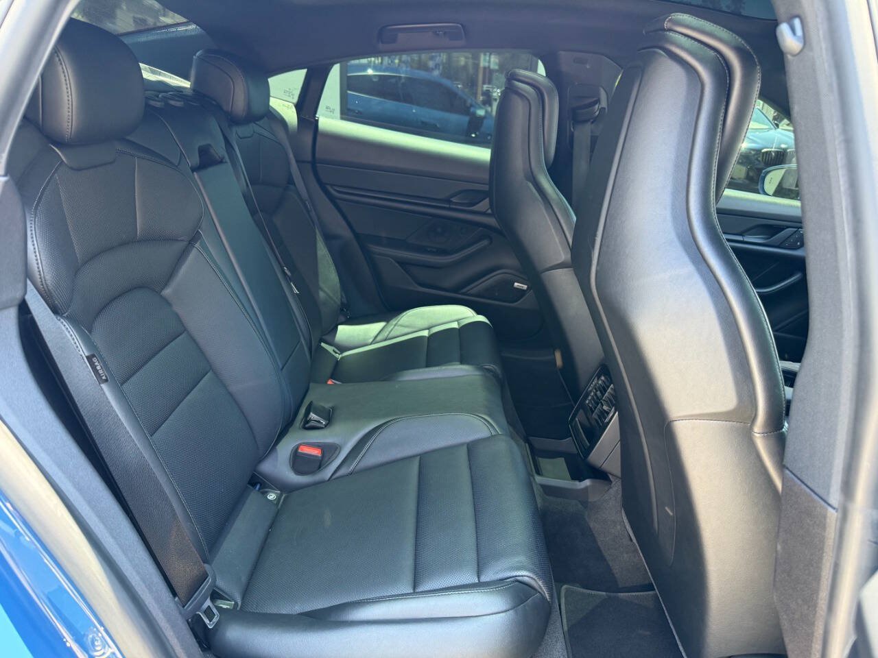 Used 2022 Porsche Taycan RWD image 35