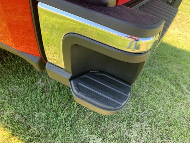 Used 2024 Ford F250 XLT w/ Snow Plow/Camper Package image 12