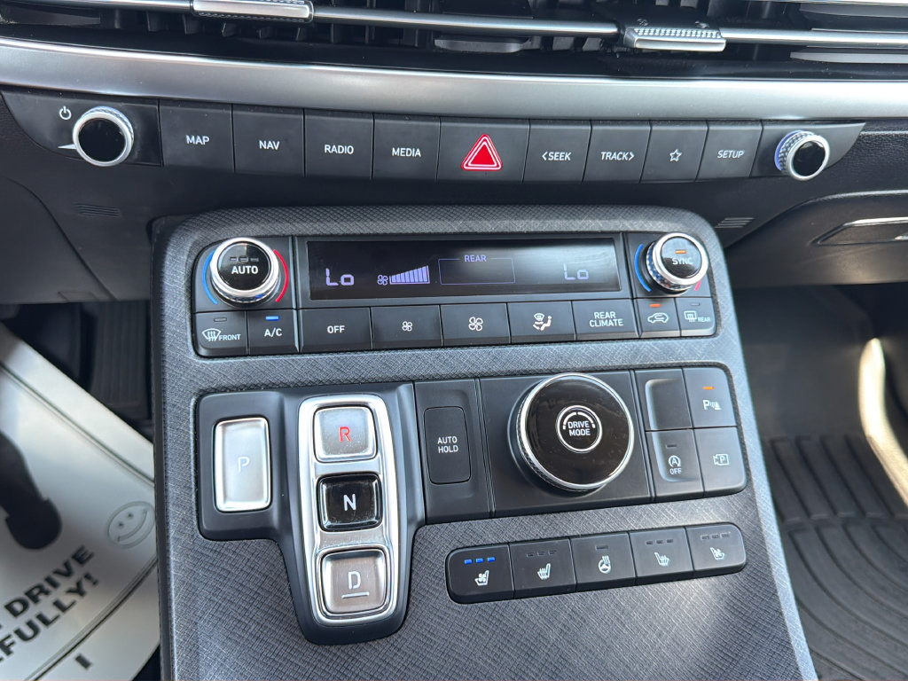 Used 2024 Hyundai Palisade Limited FWD image 26