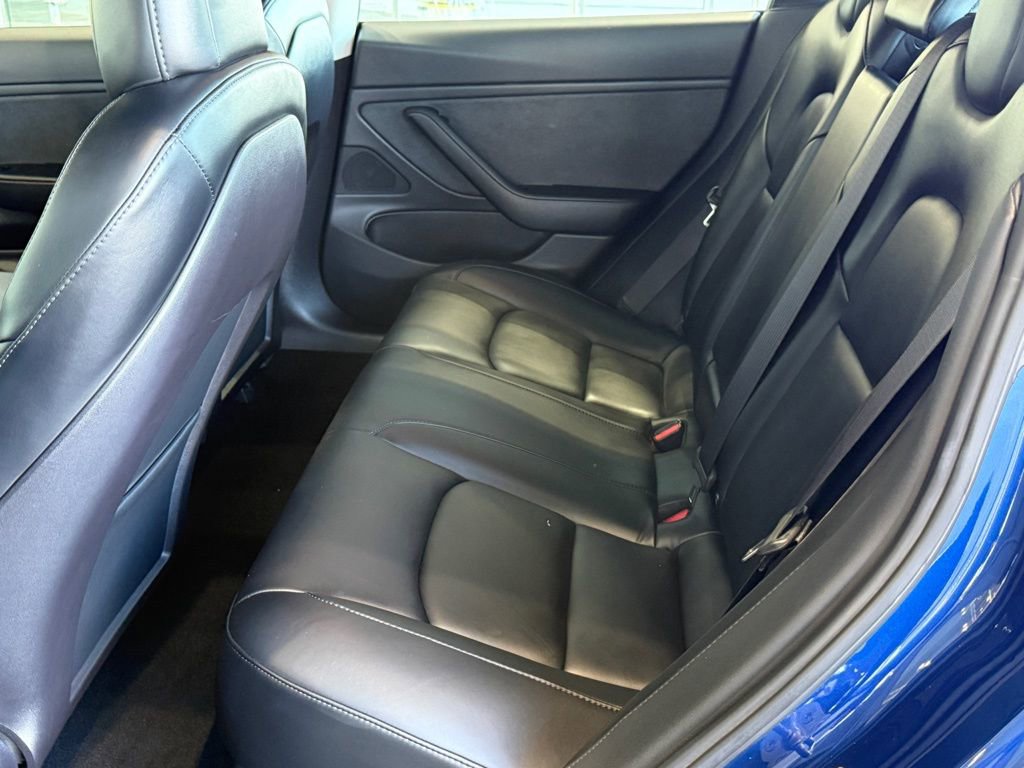 Used 2019 Tesla Model 3 Standard Range Plus image 31