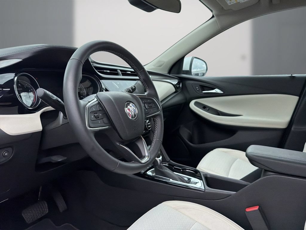 Certified 2021 Buick Encore GX Select w/ Sport Touring Package FWD image 13