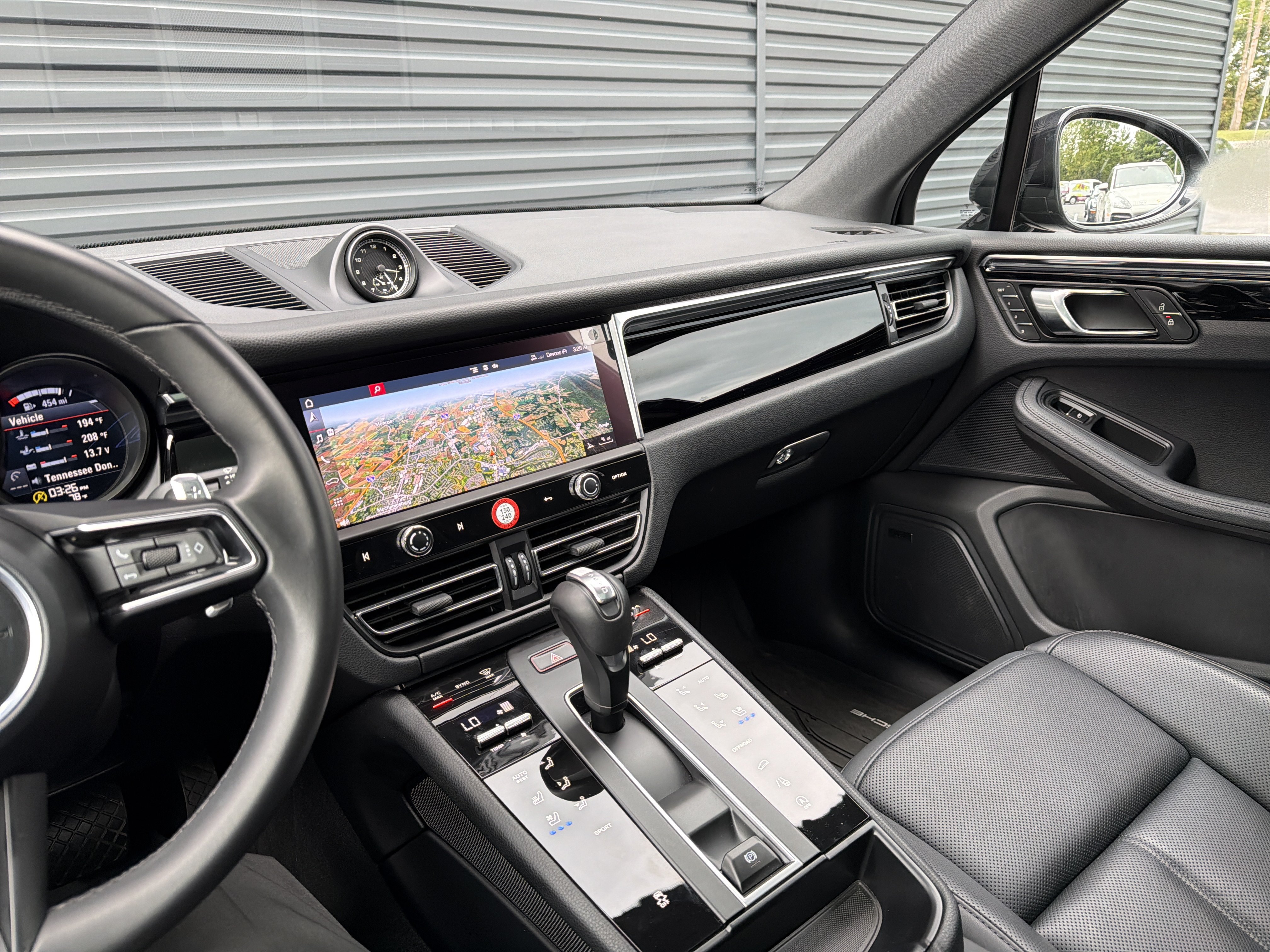 New 2026 Porsche Macan AWD/4WD image 11