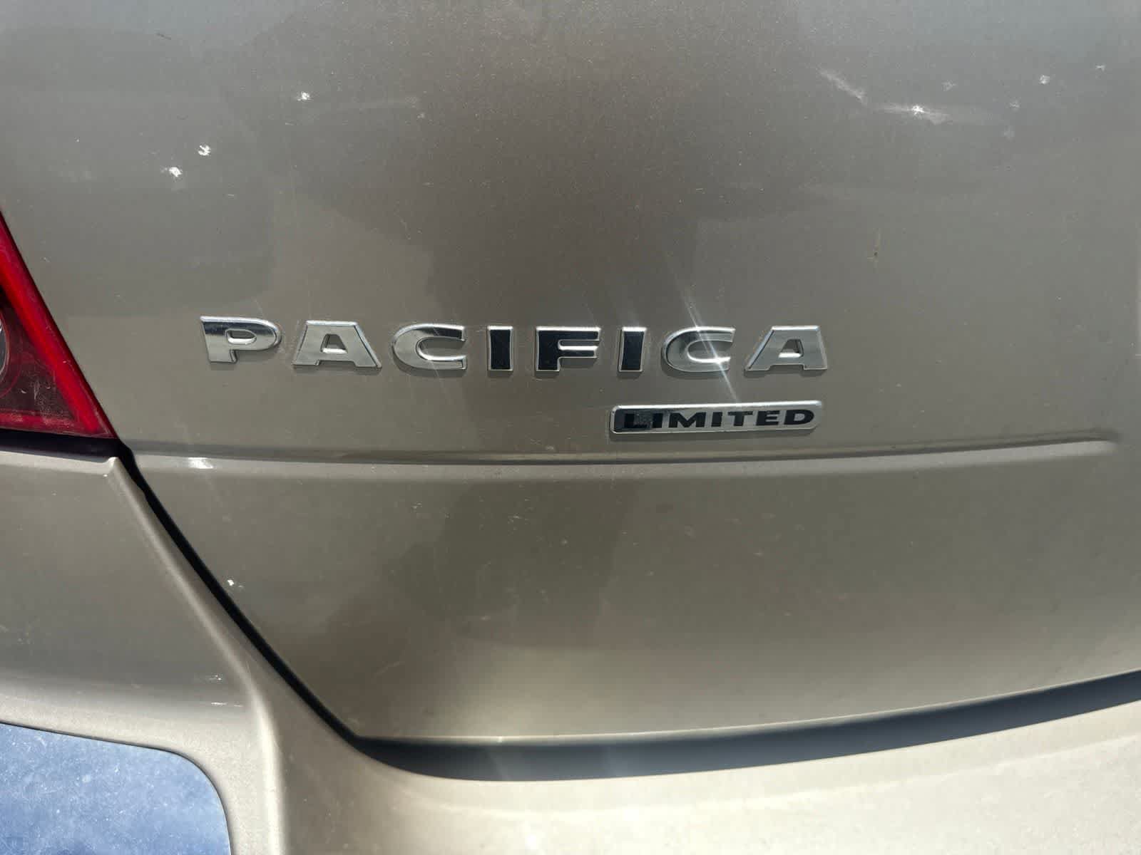 Used 2006 Chrysler Pacifica Limited AWD/4WD image 13