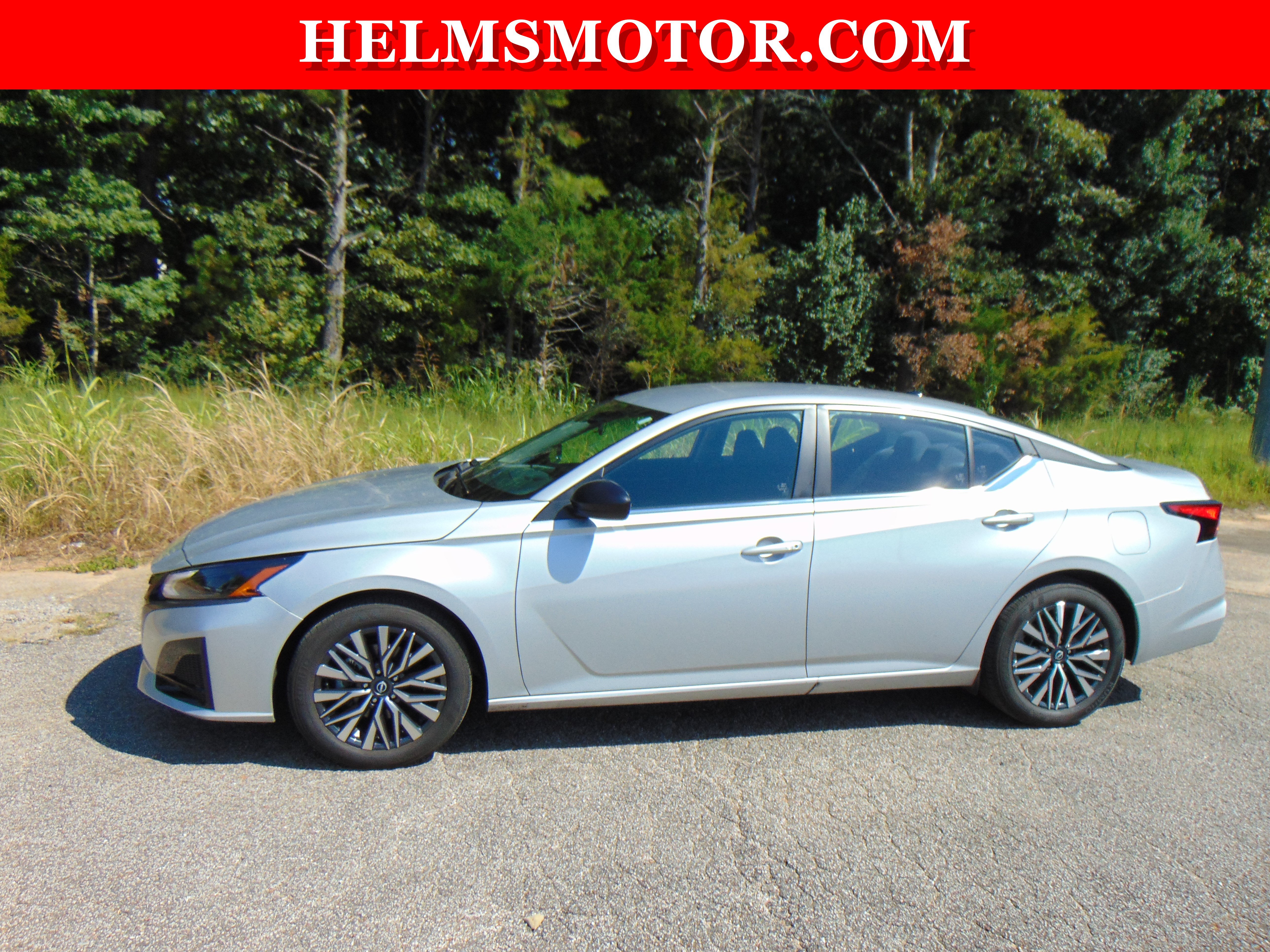 Used 2026 Nissan Altima 2.5 SV FWD image 3