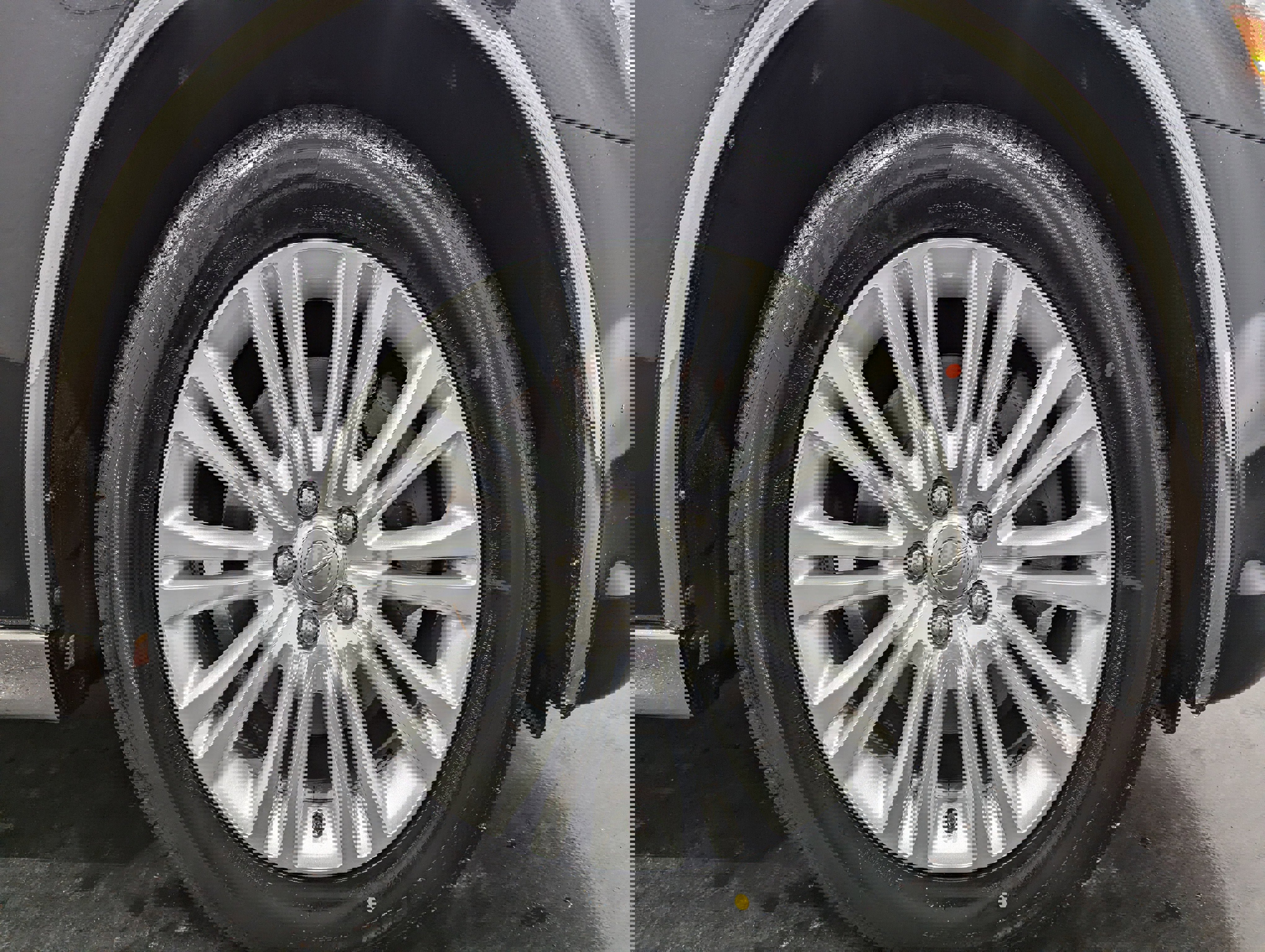 Used 2013 Chrysler 300 C w/ Light Group image 6