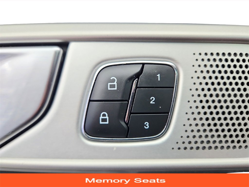 Used 2020 Ford Explorer ST w/ ST Street Pack image 36