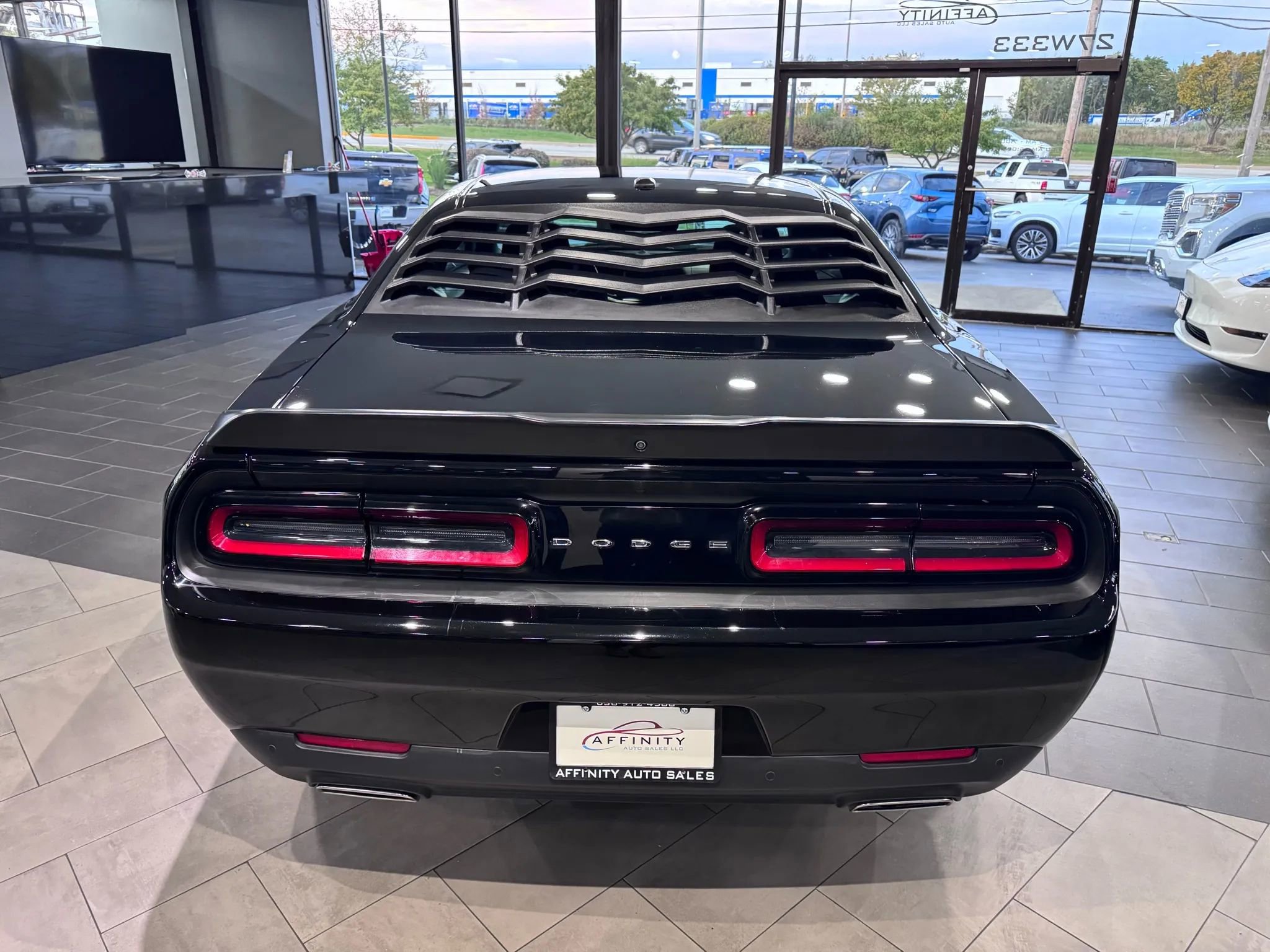 Used 2023 Dodge Challenger GT image 4