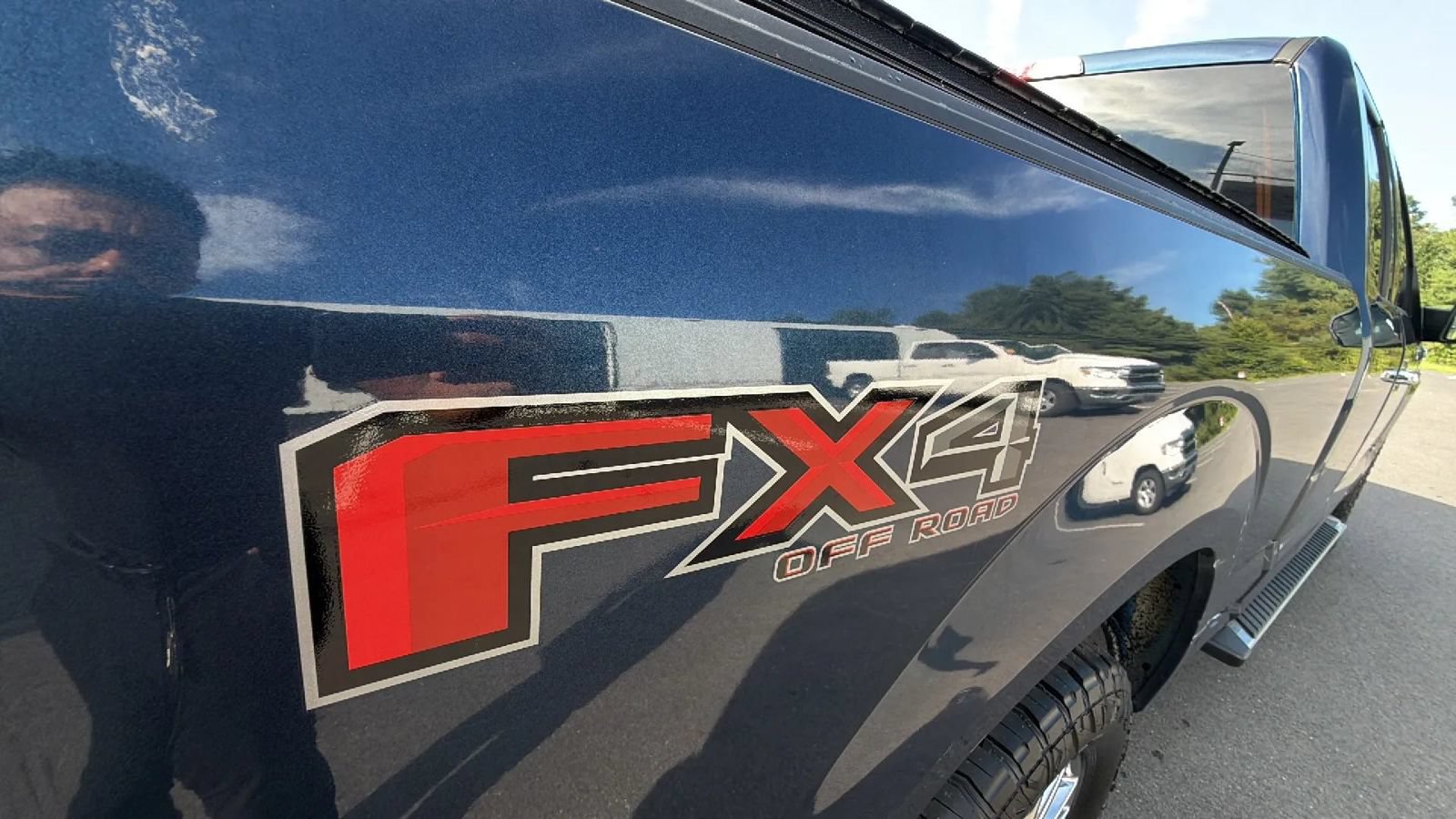 Used 2016 Ford F150 XLT w/ Equipment Group 302A Luxury AWD/4WD image 40