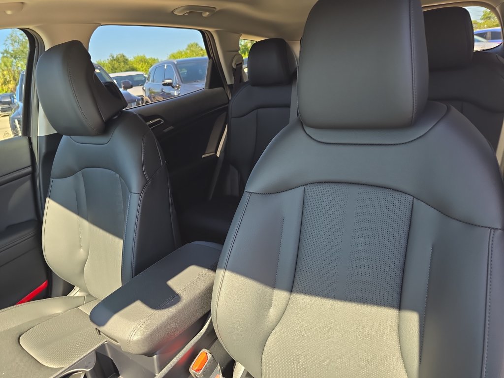 New 2027 Kia Sportage EX w/ EX Panoramic Roof Package FWD image 23