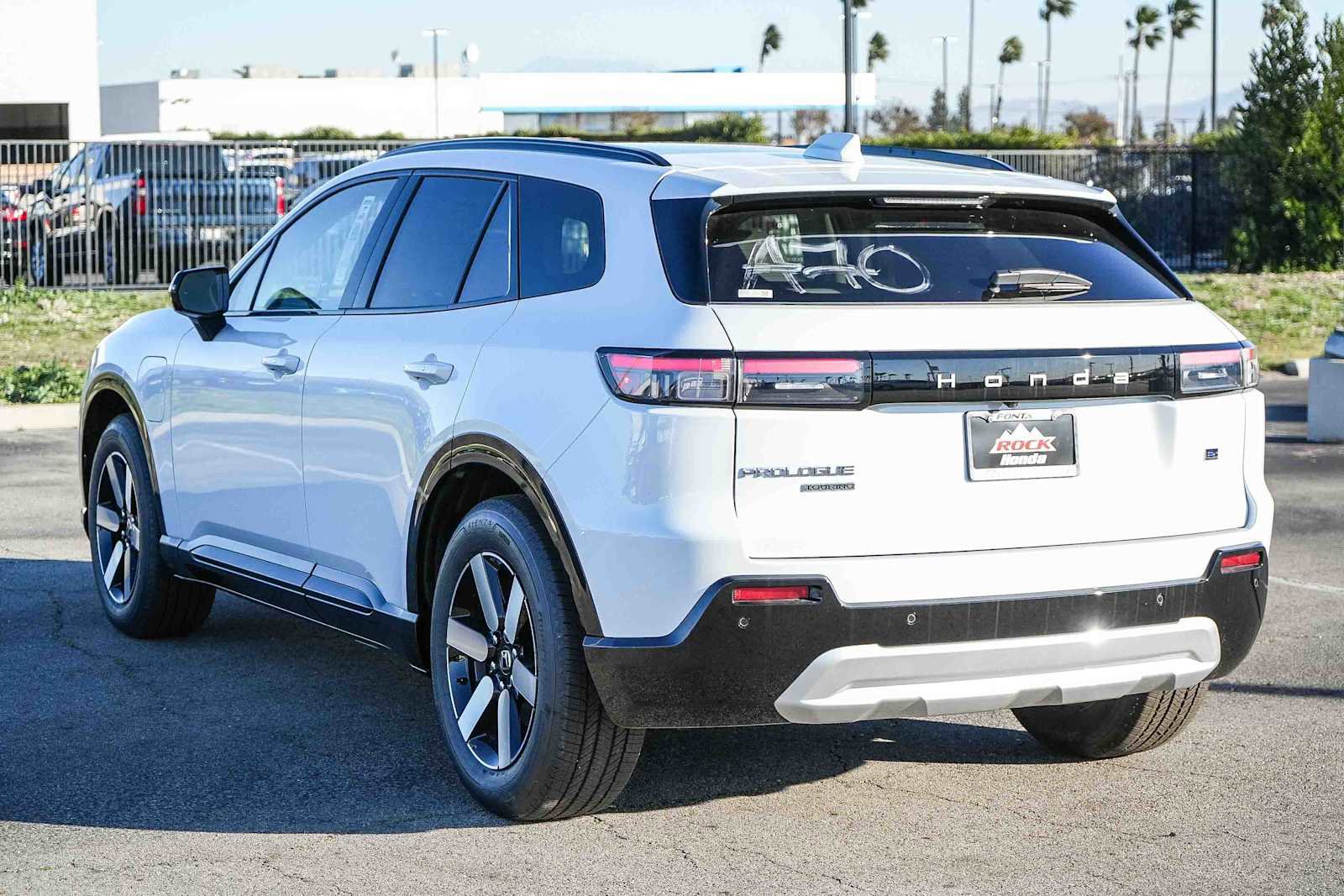 New 2026 Honda Prologue Touring image 8