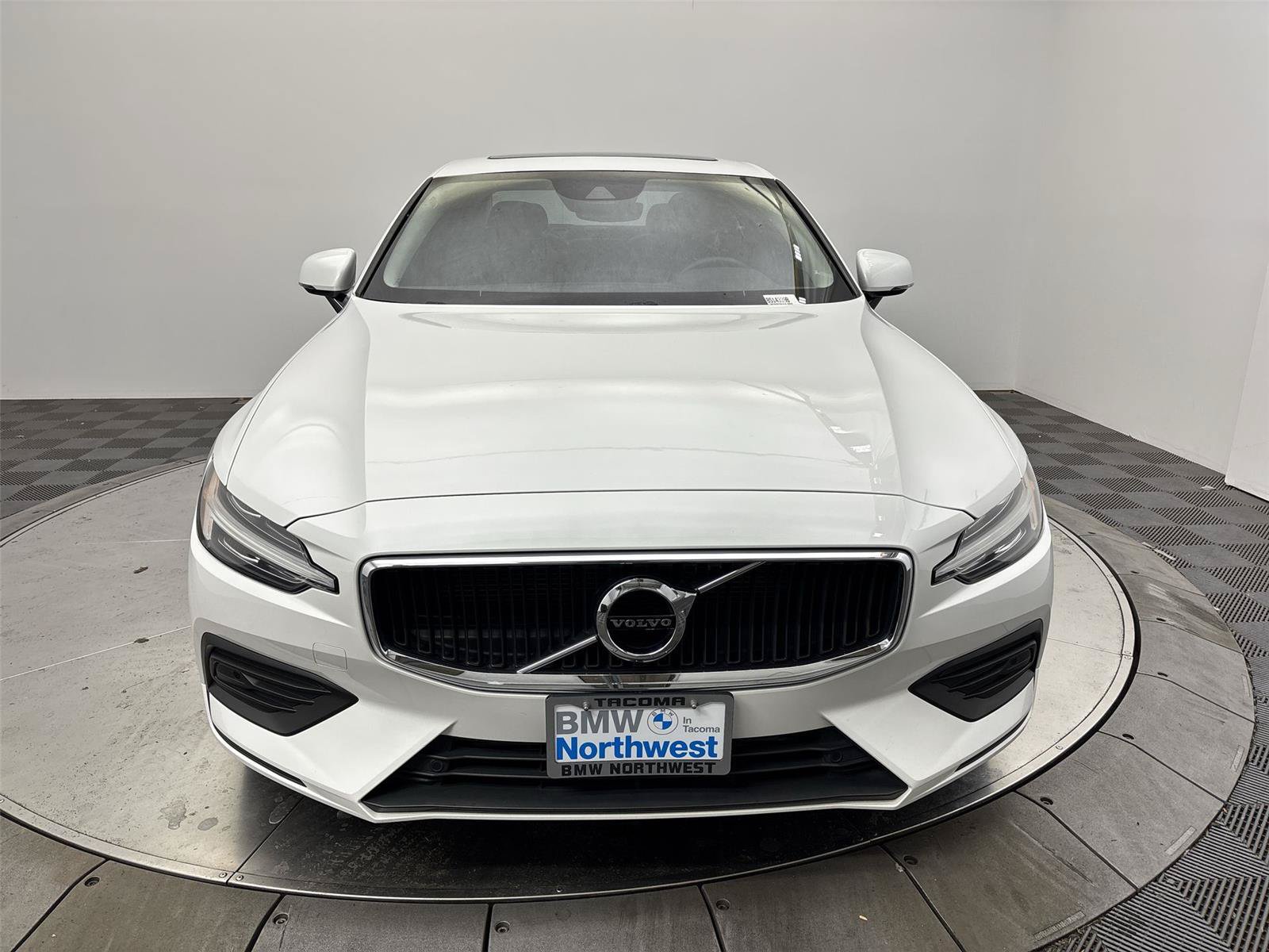 Used 2020 Volvo S60 T5 Momentum FWD image 14