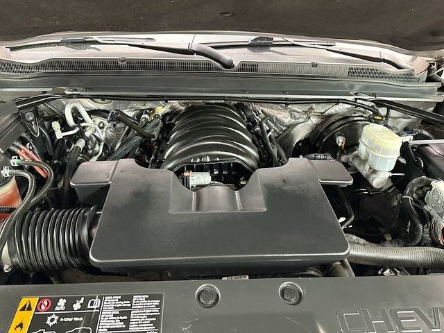 Used 2018 Chevrolet Suburban LT w/ LT Signature Package AWD/4WD image 35