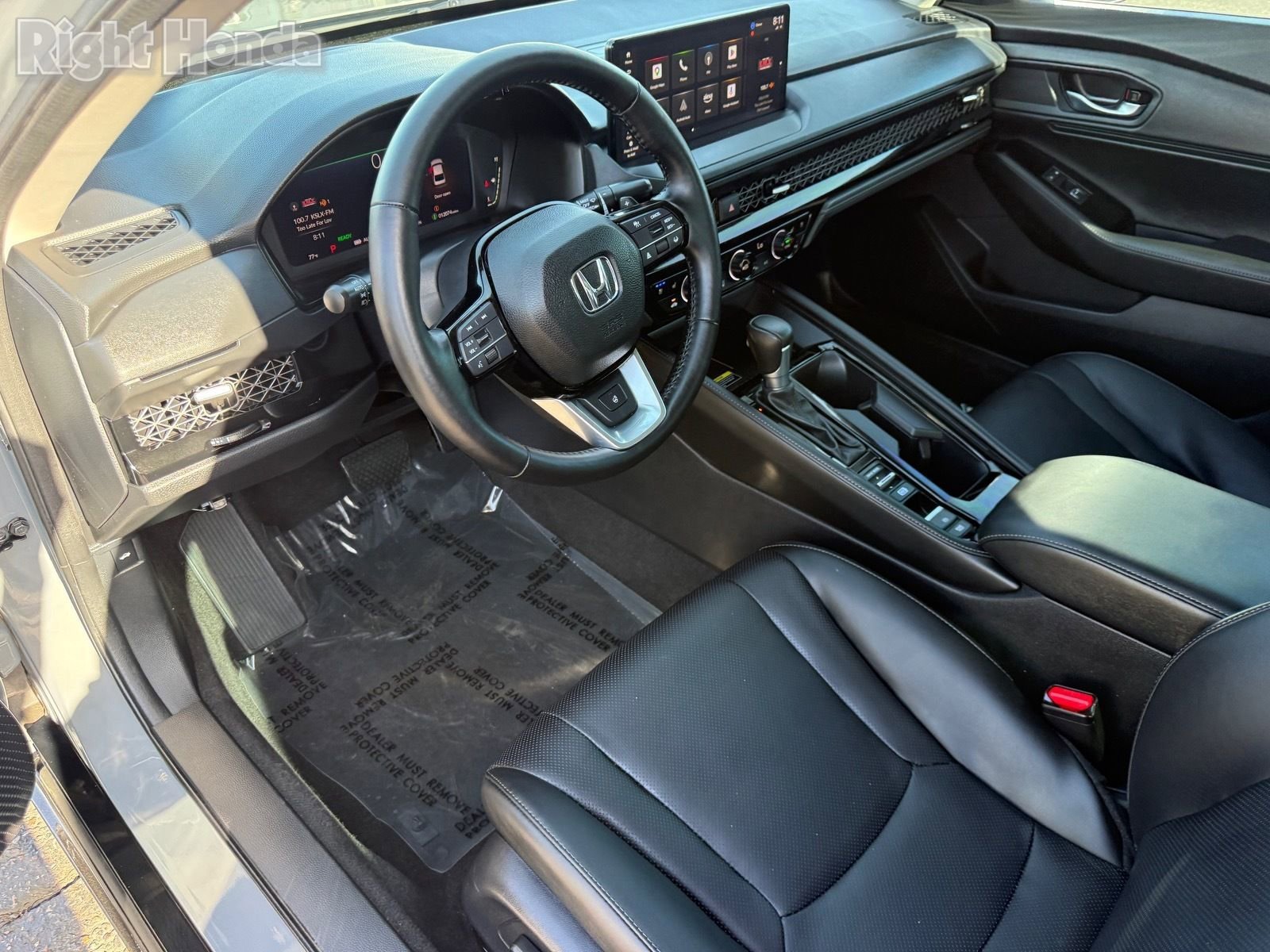 Used 2025 Honda Accord Touring image 12