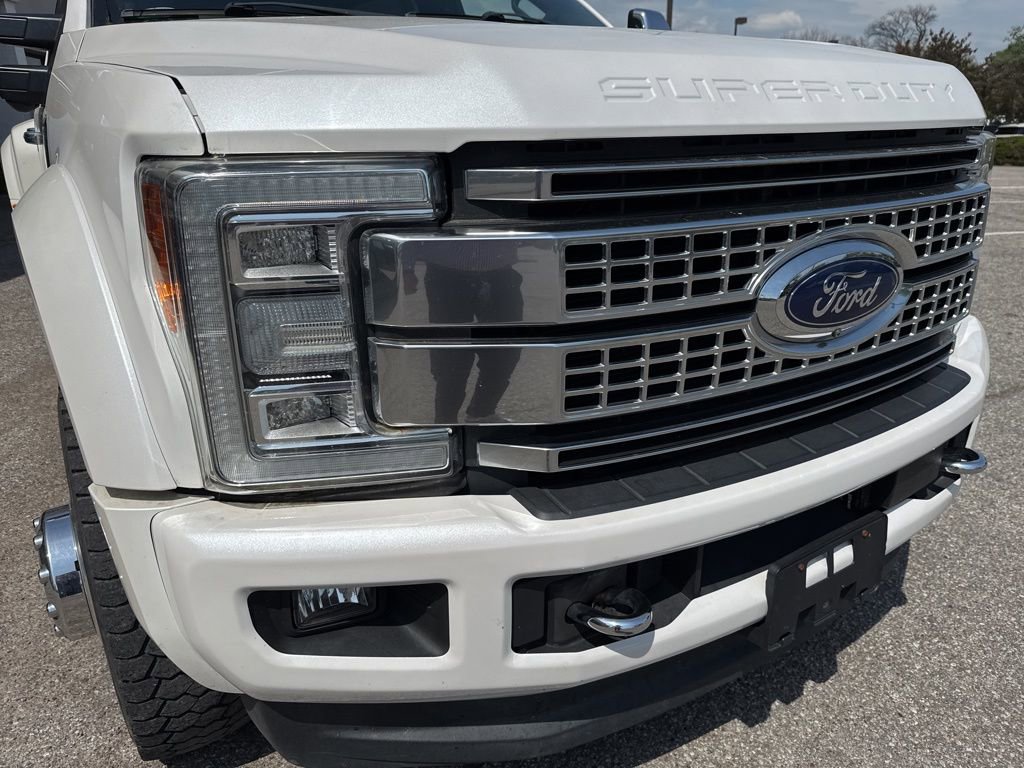 Used 2017 Ford F450 Platinum w/ Platinum Ultimate Package AWD/4WD image 23
