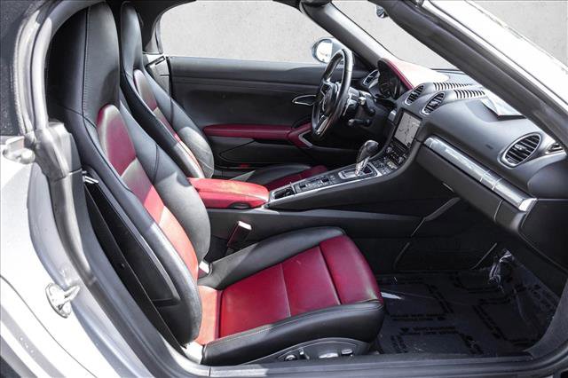 Used 2017 Porsche 718 Boxster S RWD image 20
