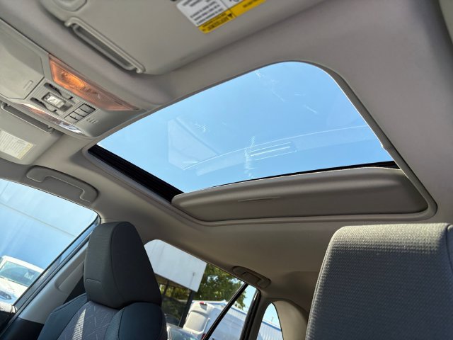 Used 2019 Toyota RAV4 XLE w/ Convenience Package AWD/4WD image 16