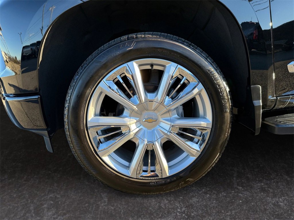 Certified 2024 Chevrolet Silverado 1500 High Country w/ High Country Premium Package image 9