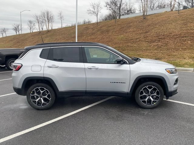 New 2026 Jeep Compass Limited AWD/4WD image 9