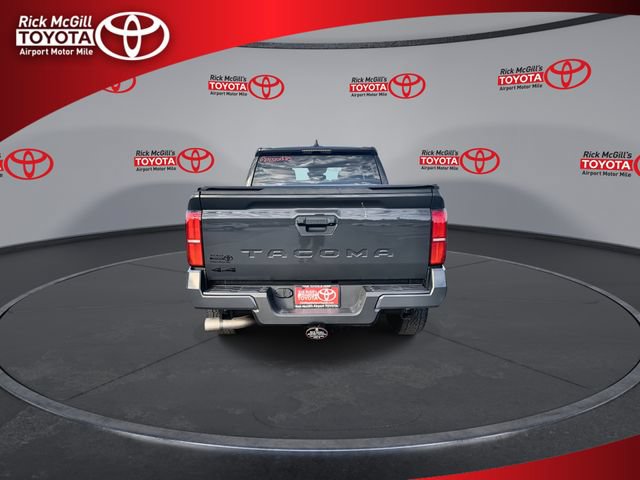 Used 2025 Toyota Tacoma TRD Off-Road AWD/4WD image 7