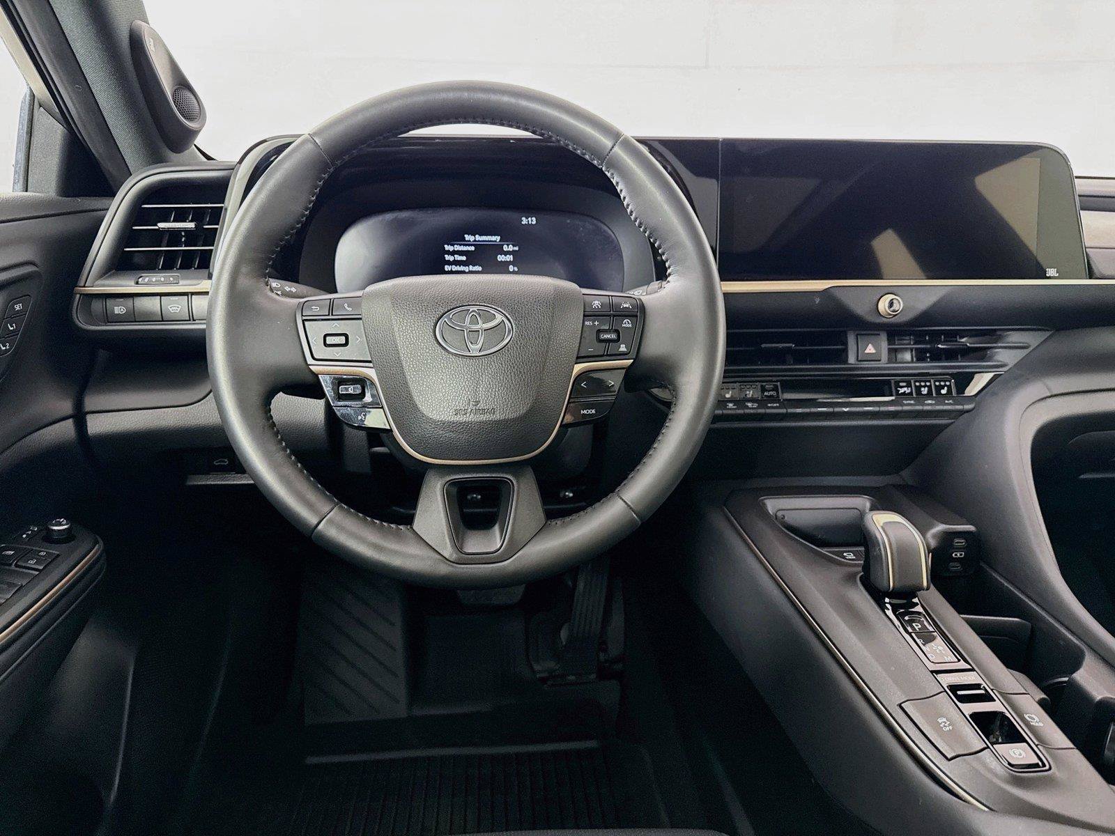 Certified 2023 Toyota Crown Platinum AWD/4WD image 33