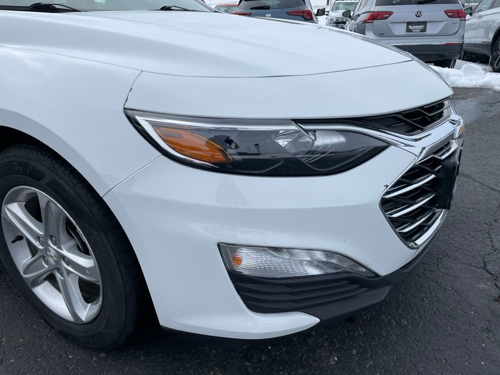 Used 2023 Chevrolet Malibu LT FWD image 25