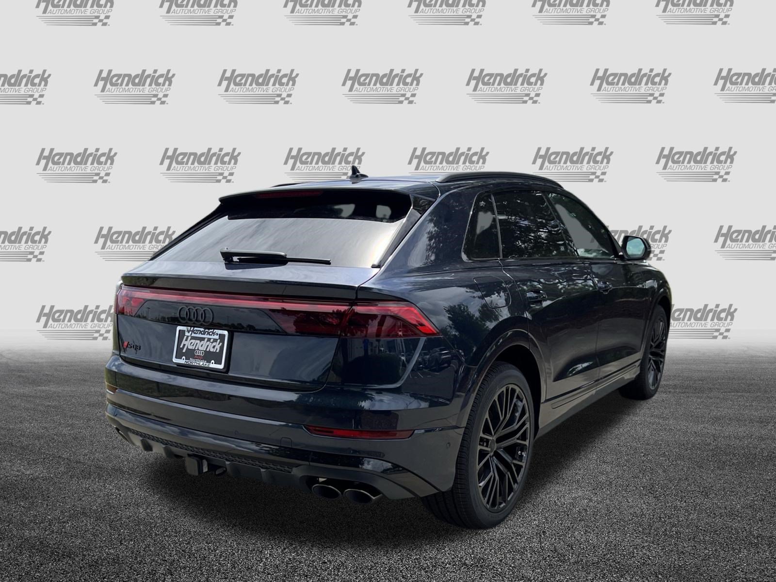 New 2026 Audi SQ8 Prestige AWD/4WD image 9