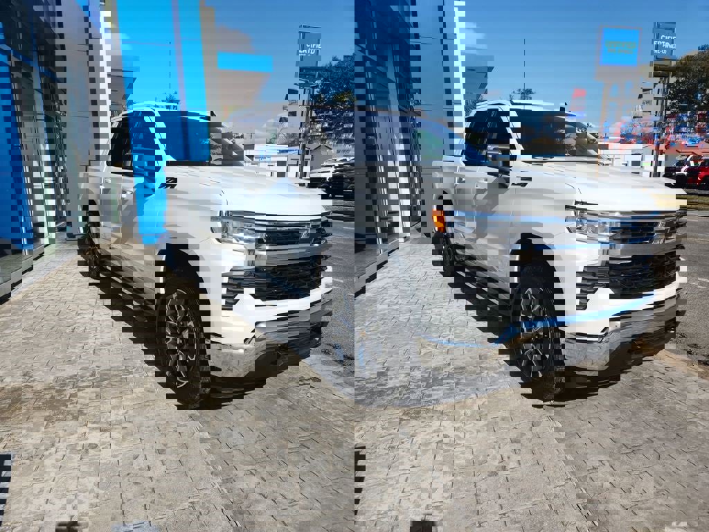 New 2026 Chevrolet Silverado 1500 LT image 3