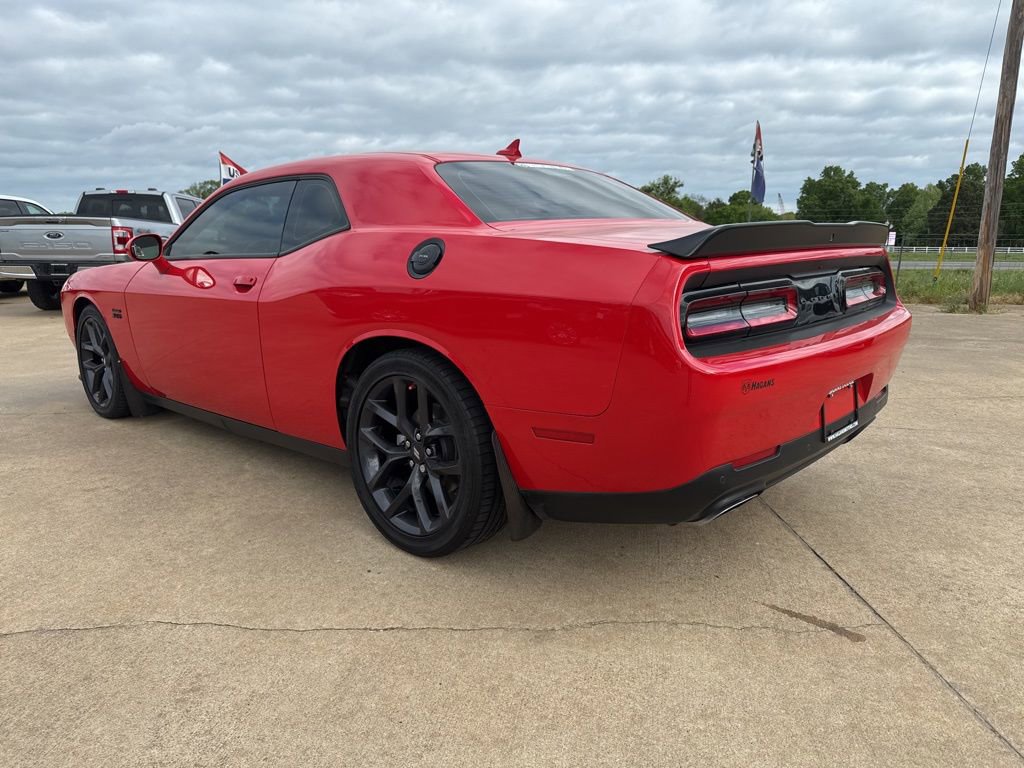 Certified 2023 Dodge Challenger R/T w/ Plus Package image 5