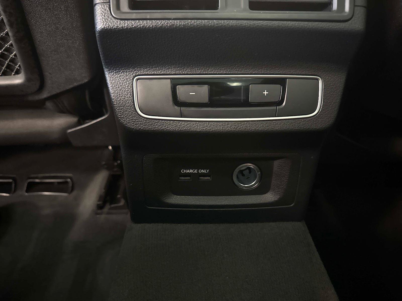 Used 2023 Audi Q5 Premium Plus w/ Premium Plus Package image 16