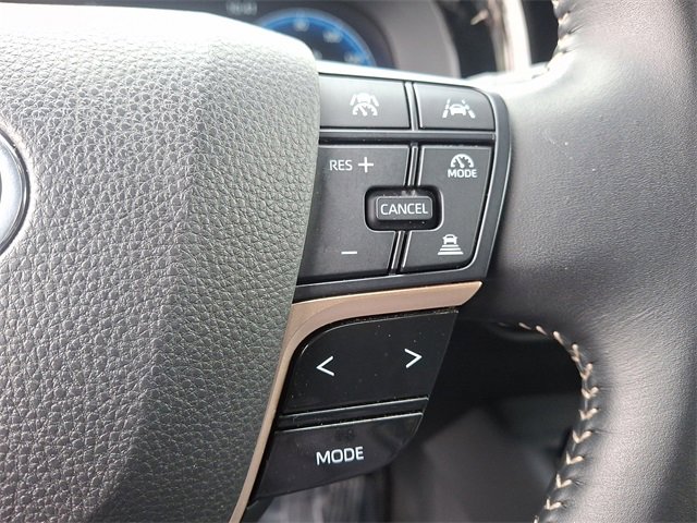 Used 2024 Toyota Crown XLE image 21