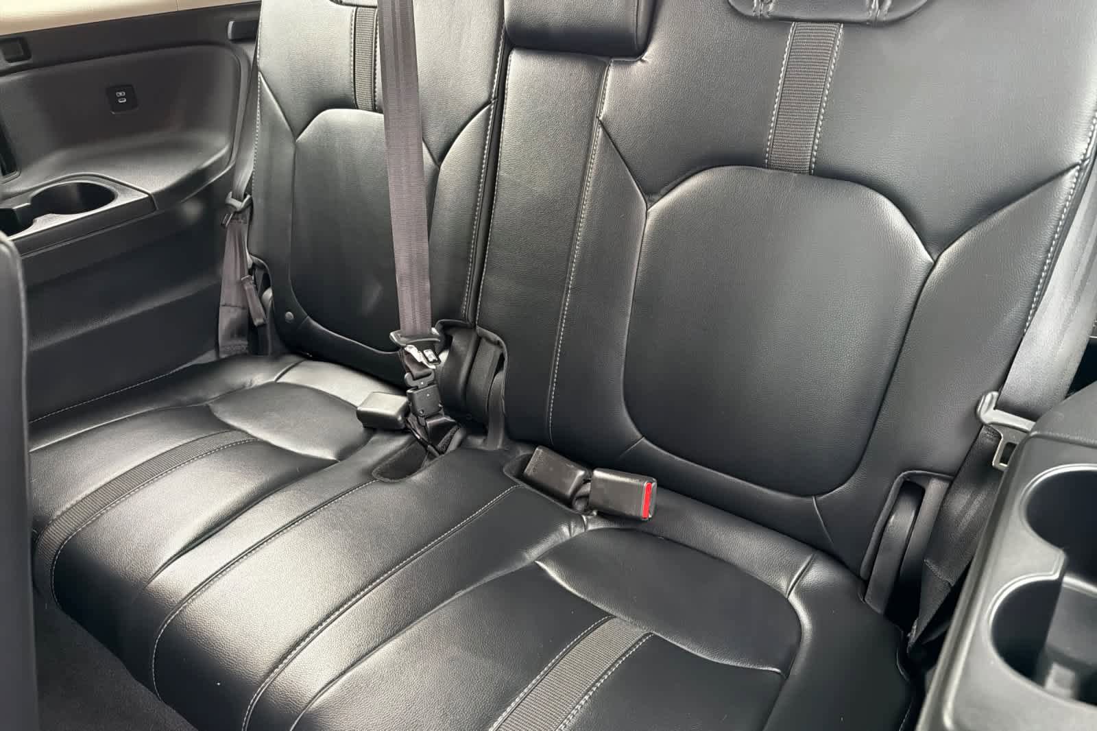 Used 2025 Honda Pilot EX-L image 17
