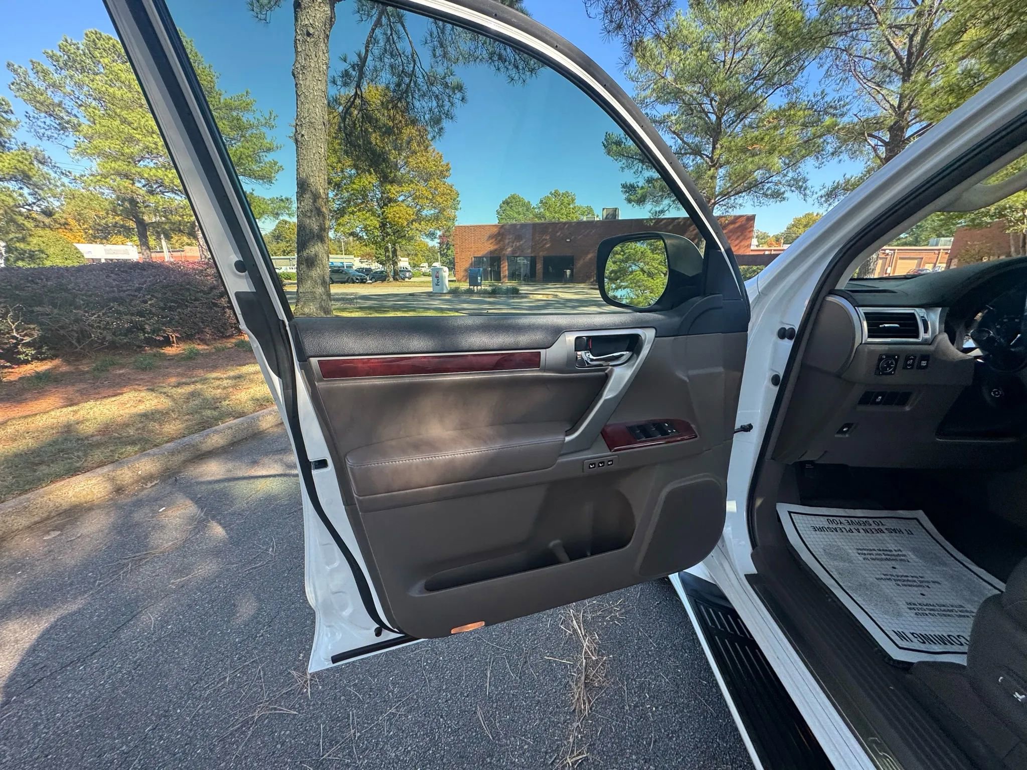 Used 2013 Lexus GX 460 image 29