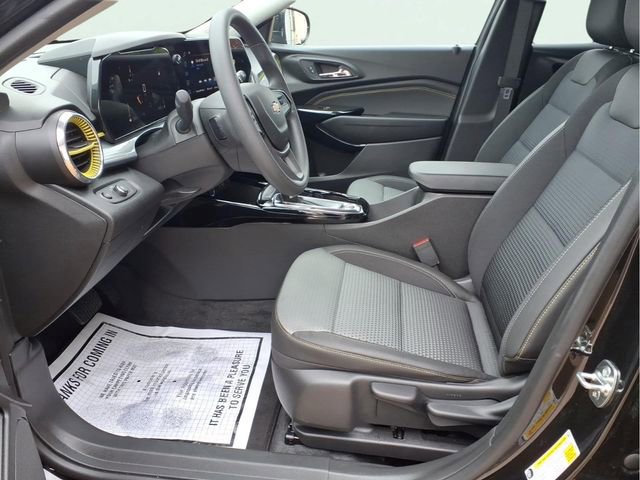 Used 2026 Chevrolet Trax LT FWD image 18