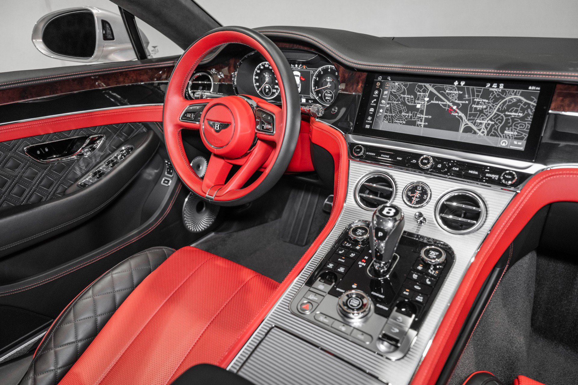 Used 2023 Bentley Continental GT Azure AWD/4WD image 23