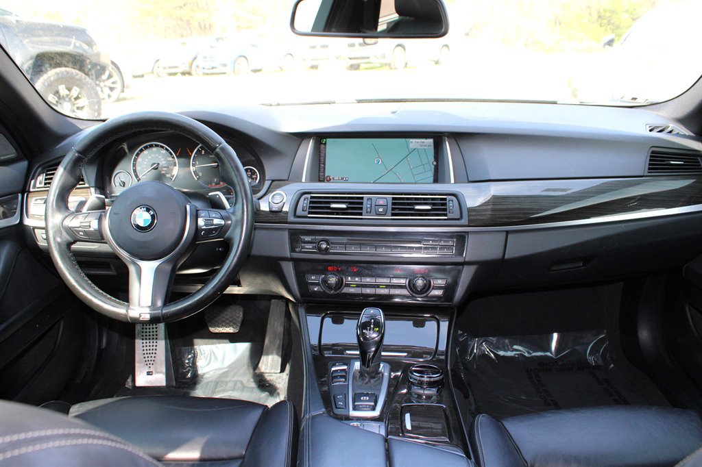 Used 2015 BMW 535d Sedan image 11