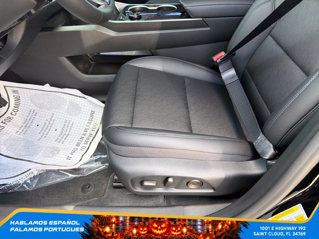 New 2027 Chevrolet Equinox LT w/ Convenience Package II FWD image 15