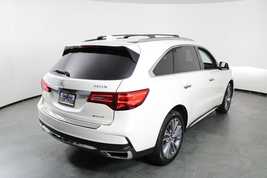 Used 2017 Acura MDX w/ Technology Package AWD/4WD image 3