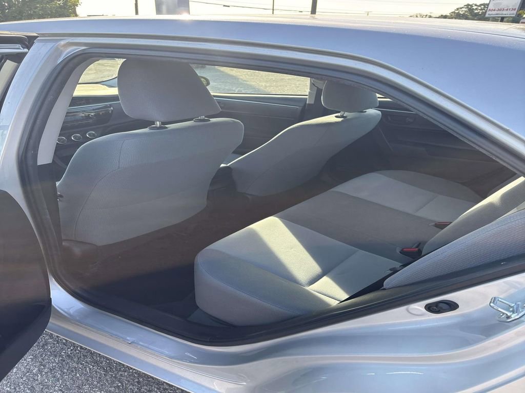 Used 2015 Toyota Corolla L FWD image 13